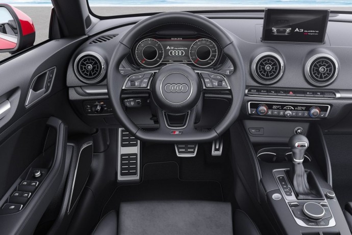 Een nieuw stuur, Audi's Virtual Cockpit én een waslijst aan digitale innovaties. 