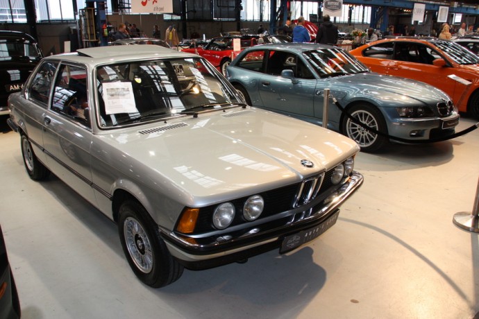 resized_30%-BMW E21 323i en Z3 3.0 Coupé