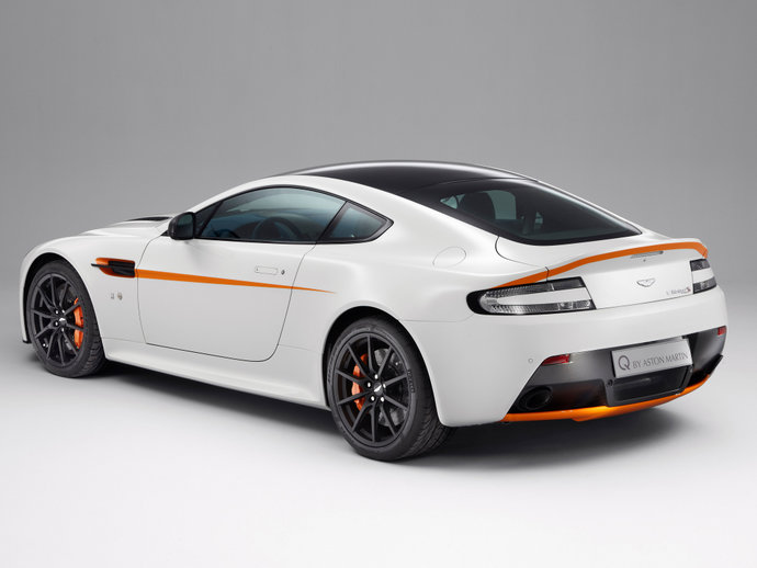 aston-martin-v12-vantage