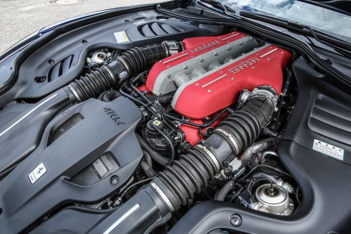 ferrari-gtc4lusso-engine