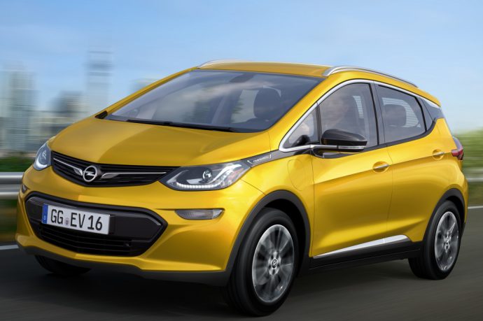 opel-ampera-yellow-front-side