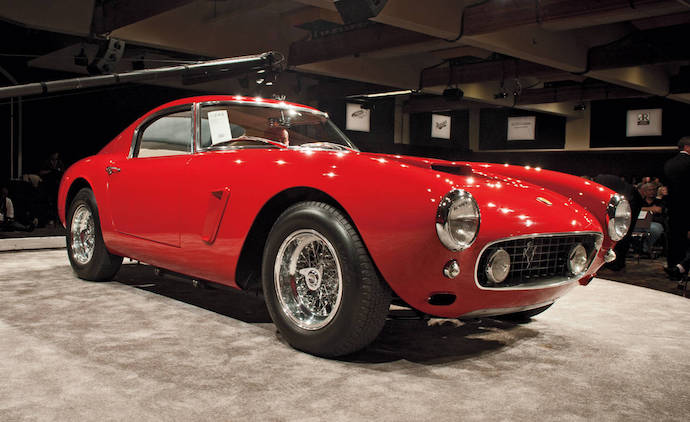 Deze Ferrari 250 GT SWB Berlinetta Competizione is in 2011 op Pebble Beach geveild voor 5,3 miljoen dollar. Om de hausse op de klassiekermarkt te illustreren: een vergelijkbaar exemplaar bracht een half jaar geleden op dezelfde veiling 13,5 miljoen dollar op.